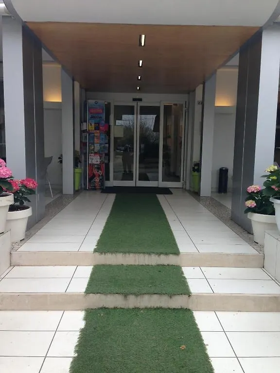 Hotel Nuova Riccione